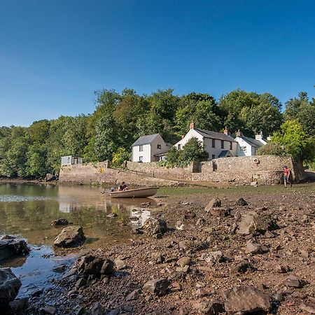 Sloop Inn Cottage Haverfordwest Eksteriør bilde